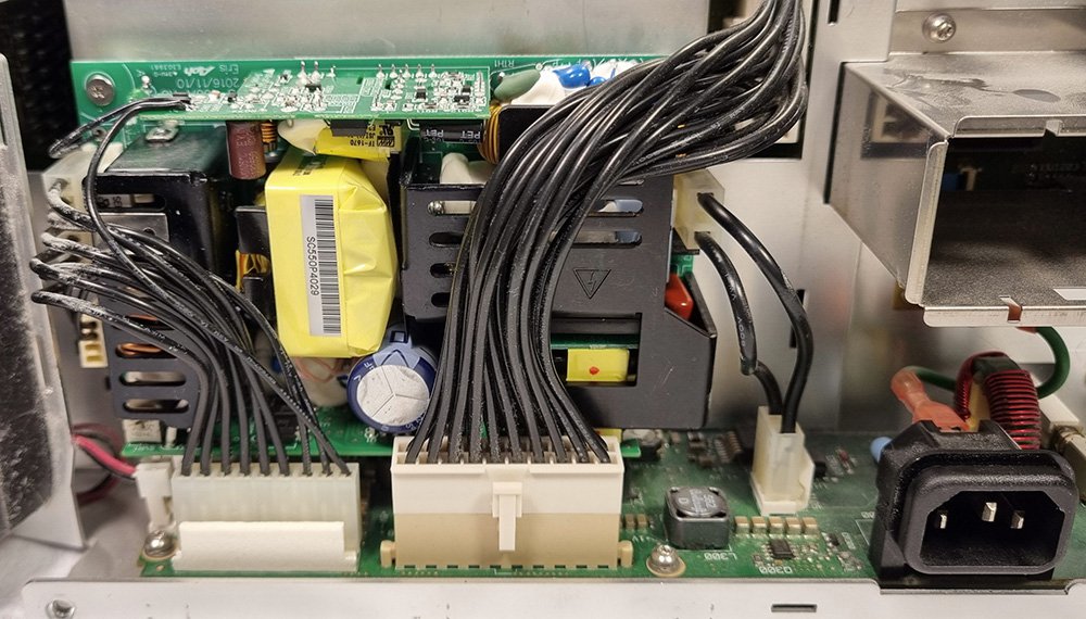 Udskiftning af strømforsyning i Agilent MSO-X 2000 og 30000
